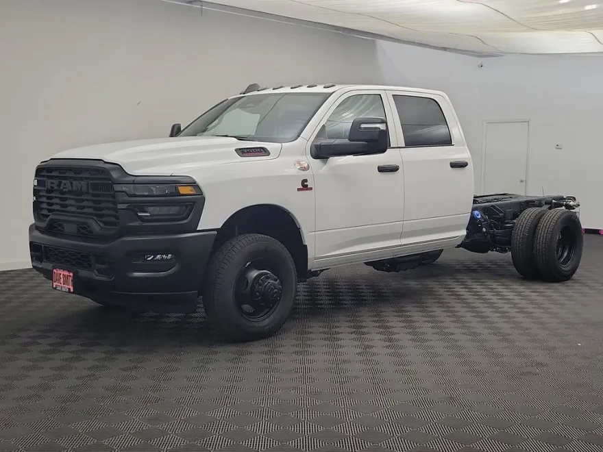 2025 Ram 3500 Tradesman photo 1
