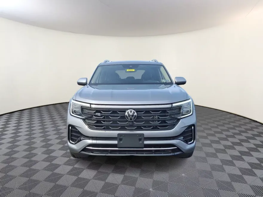 2024 Volkswagen Atlas SEL Premium R-Line photo 1