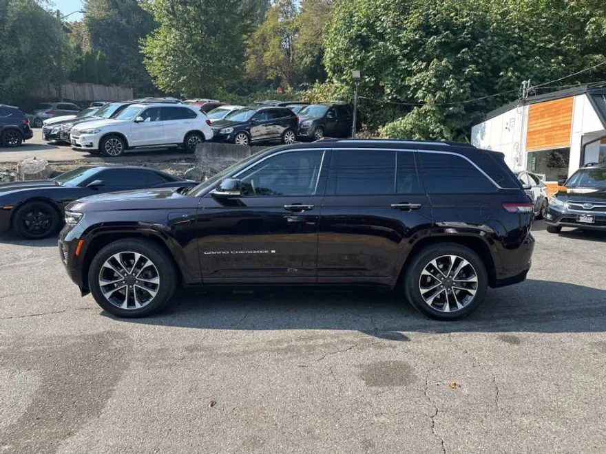 2022 Jeep Grand Cherokee Overland 4xe photo 1