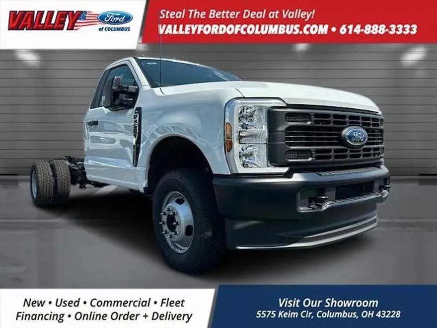 2025 Ford F-350 photo 1