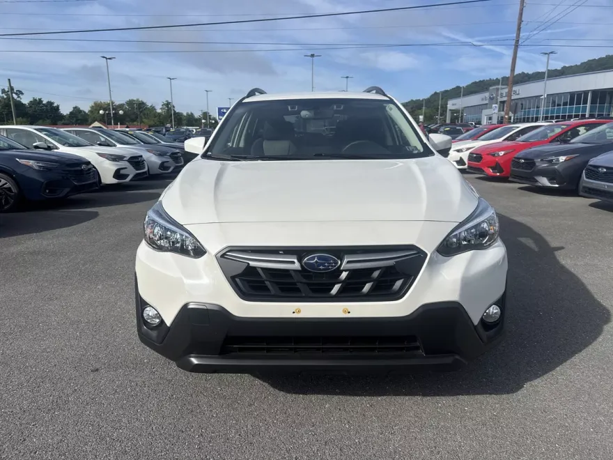 2023 Subaru Crosstrek Premium photo 1