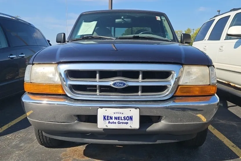 2000 Ford Ranger XL photo 1