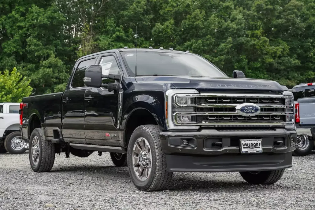 2025 Ford F-350 King Ranch photo 1