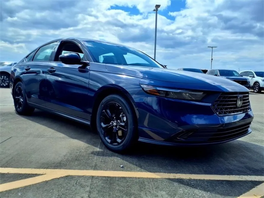 2025 Honda Accord SE photo 1