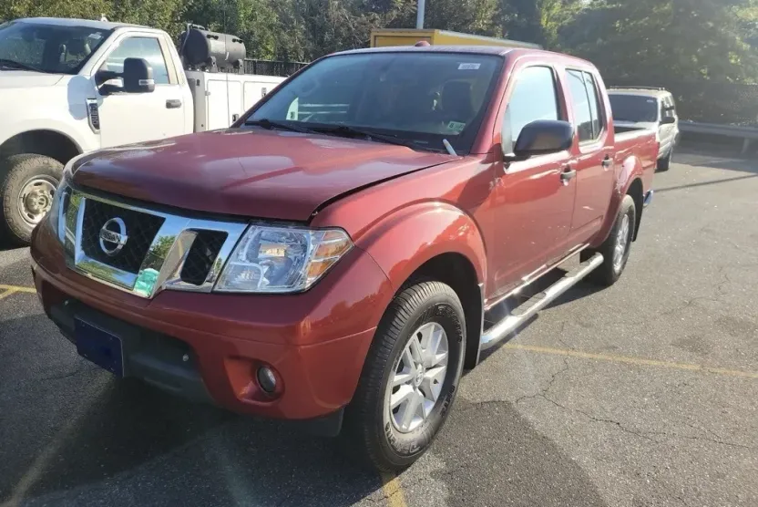 2017 Nissan Frontier SV photo 1