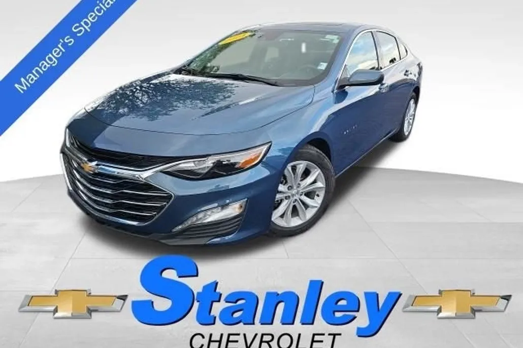 2024 Chevrolet Malibu 1LT photo 1
