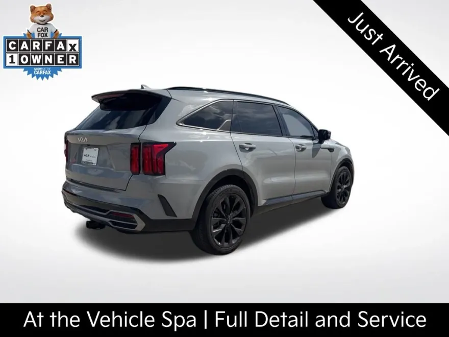2023 Kia Sorento SX photo 1