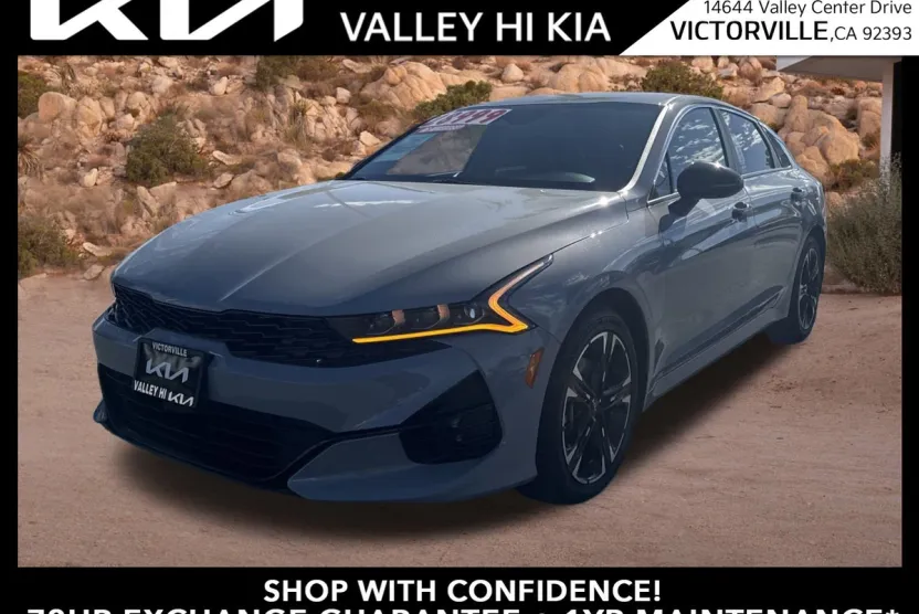 2024 Kia K5 GT-Line photo 1
