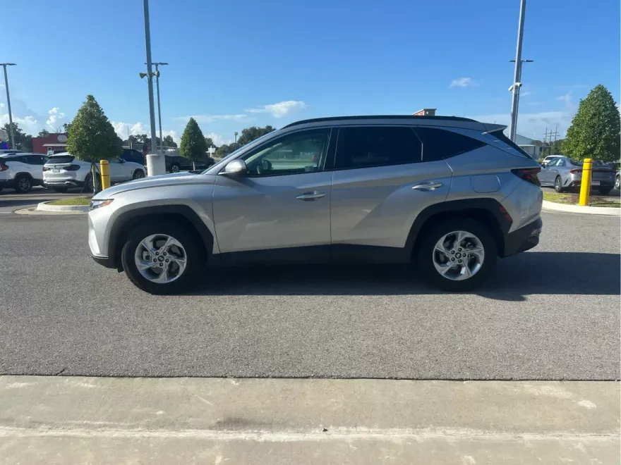 2024 Hyundai Tucson SEL photo 1