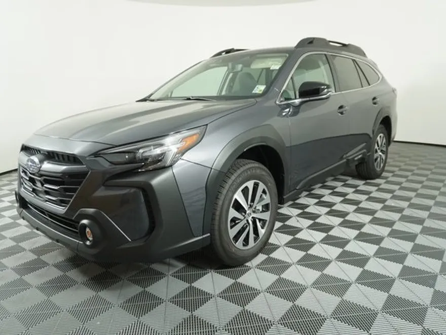 2025 Subaru Outback Premium photo 1