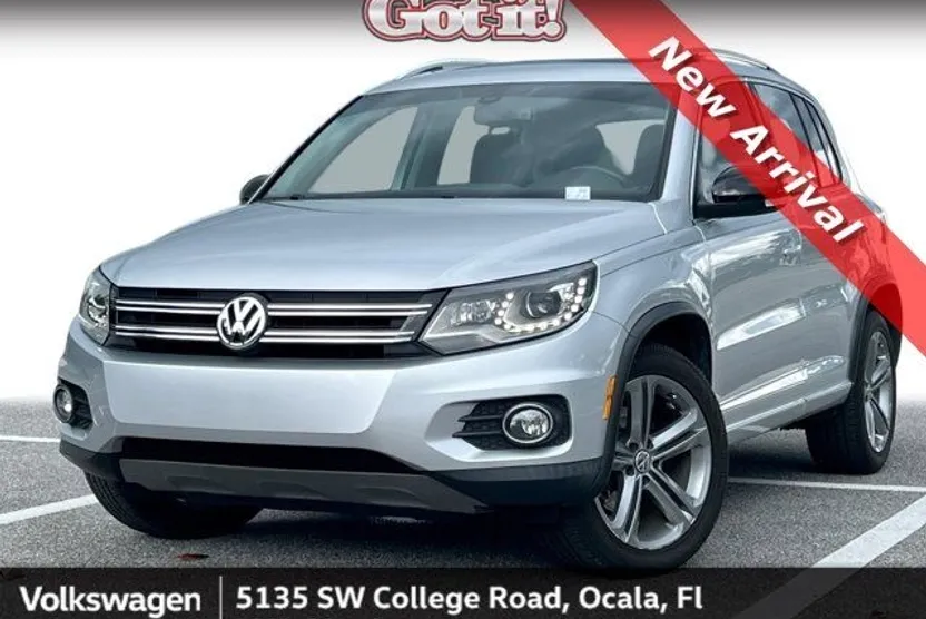 2017 Volkswagen Tiguan Sport photo 1
