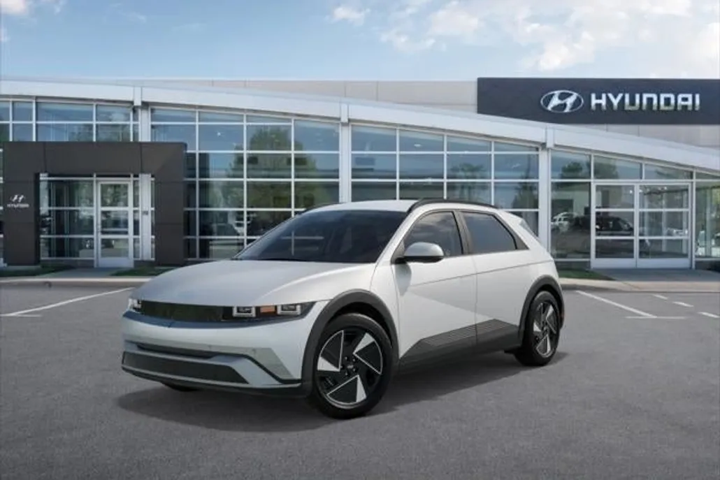 2025 Hyundai Ioniq 5 SEL photo 1