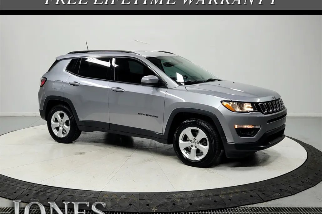 2018 Jeep Compass Latitude photo 1