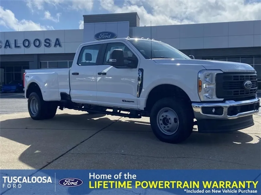 2025 Ford F-350 photo 1
