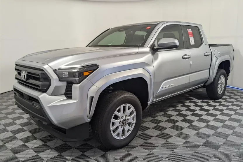 2025 Toyota Tacoma SR5 Double Cab photo 1