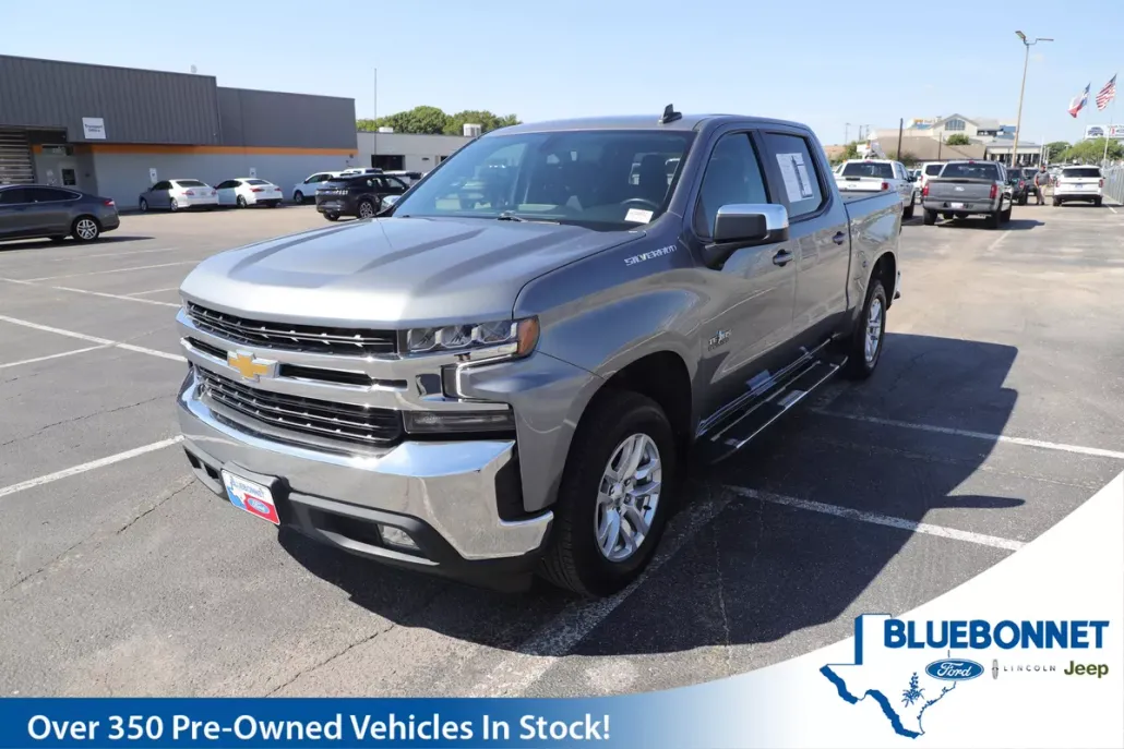 2022 Chevrolet Silverado 1500 LT photo 1