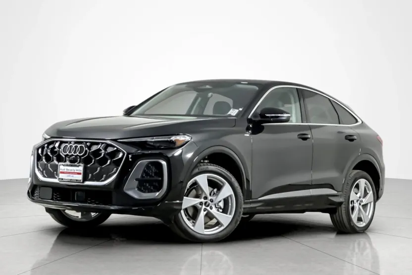 2025 Audi Q5 Sportback Premium Plus TFSI photo 1