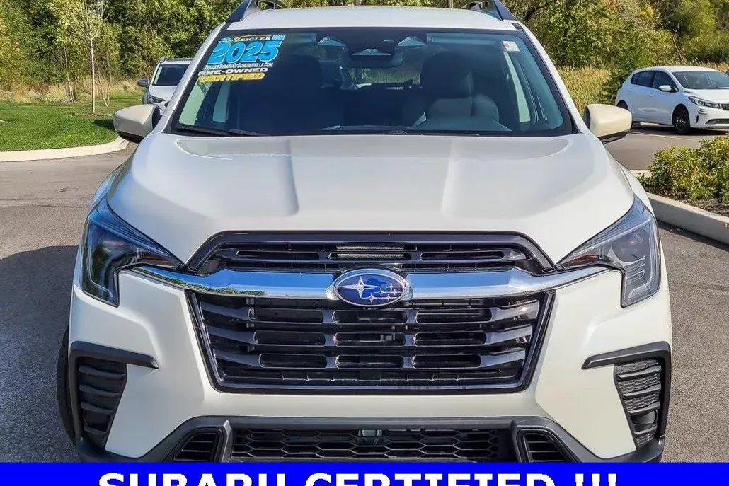 2025 Subaru Ascent Premium photo 1