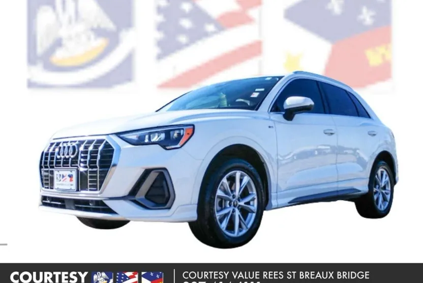 2021 Audi Q3 S line Premium 45 TFSI photo 1