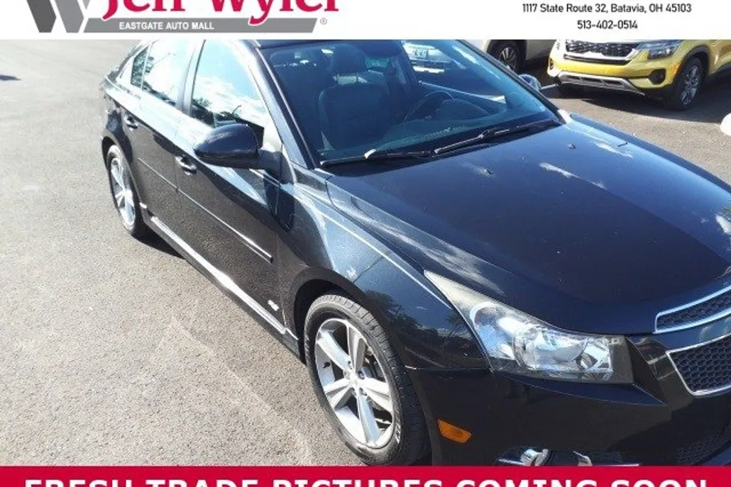 2013 Chevrolet Cruze photo 1