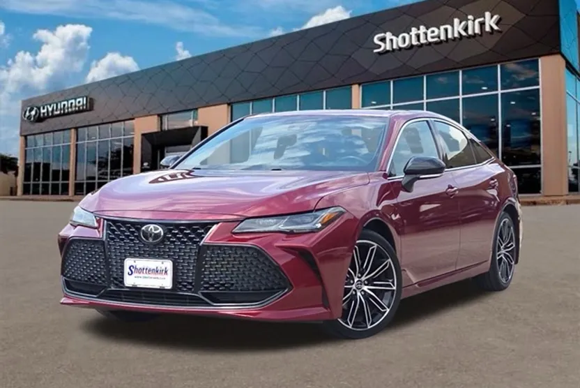 2019 Toyota Avalon Touring photo 1
