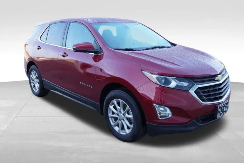 2018 Chevrolet Equinox LT photo 1