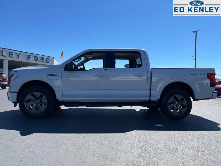 2025 Ford F-150 Lightning photo 1