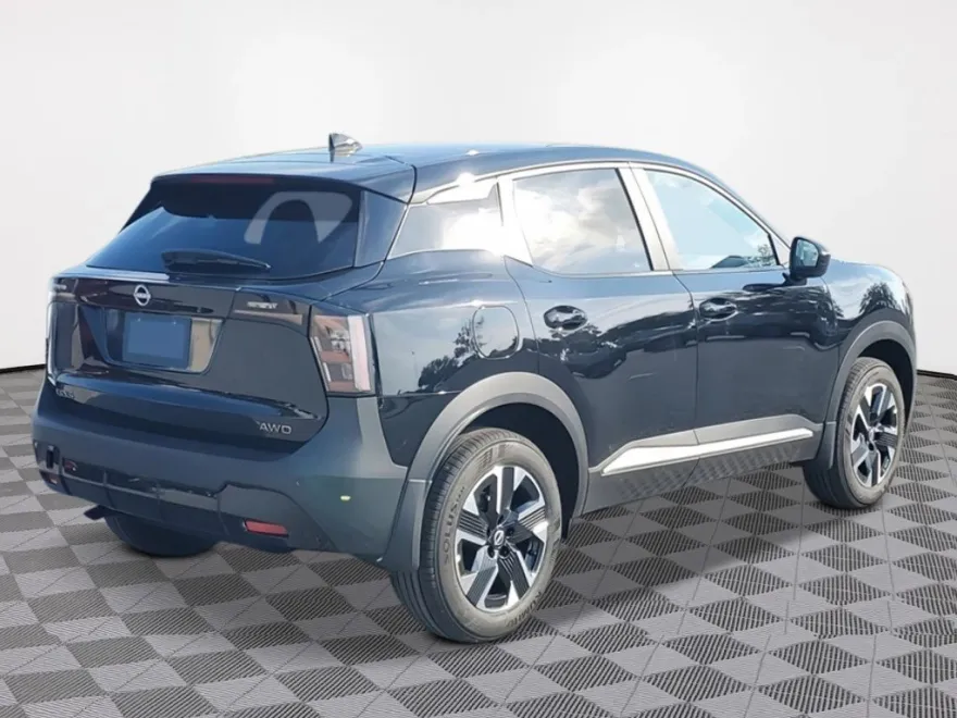 2026 Nissan Kicks SV photo 1
