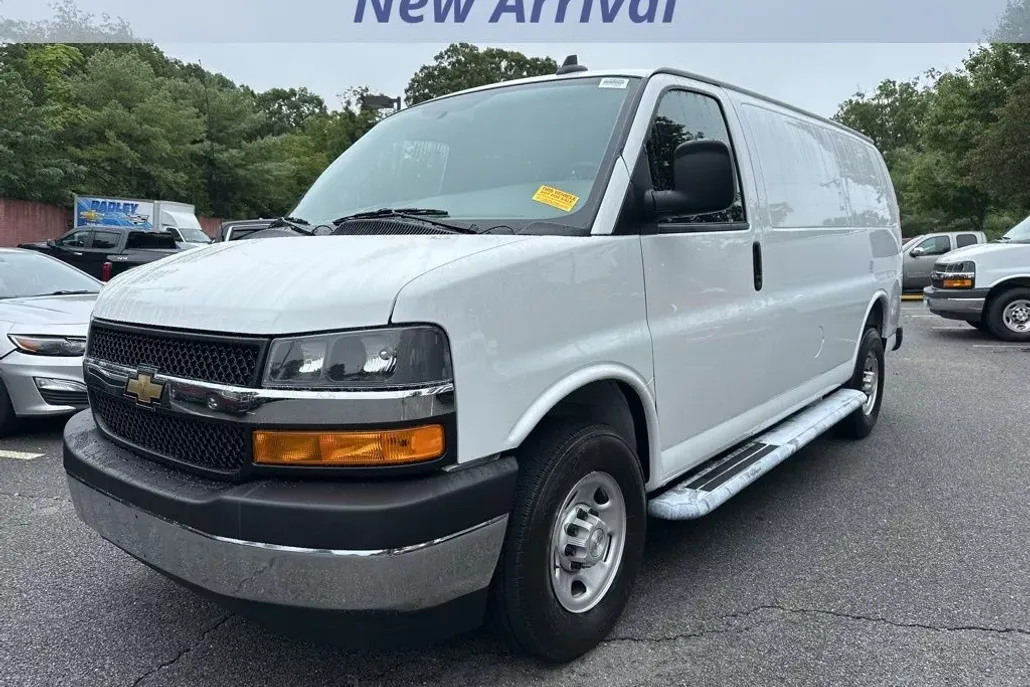 2023 Chevrolet Express 2500 Work Van photo 1