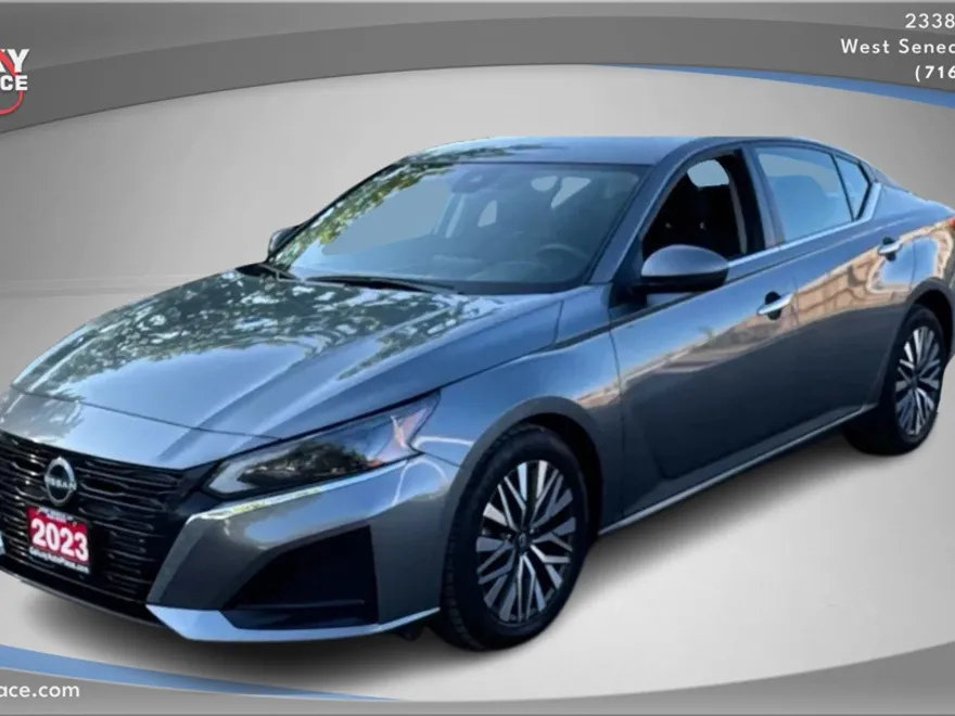 2023 Nissan Altima 2.5 SV photo 1