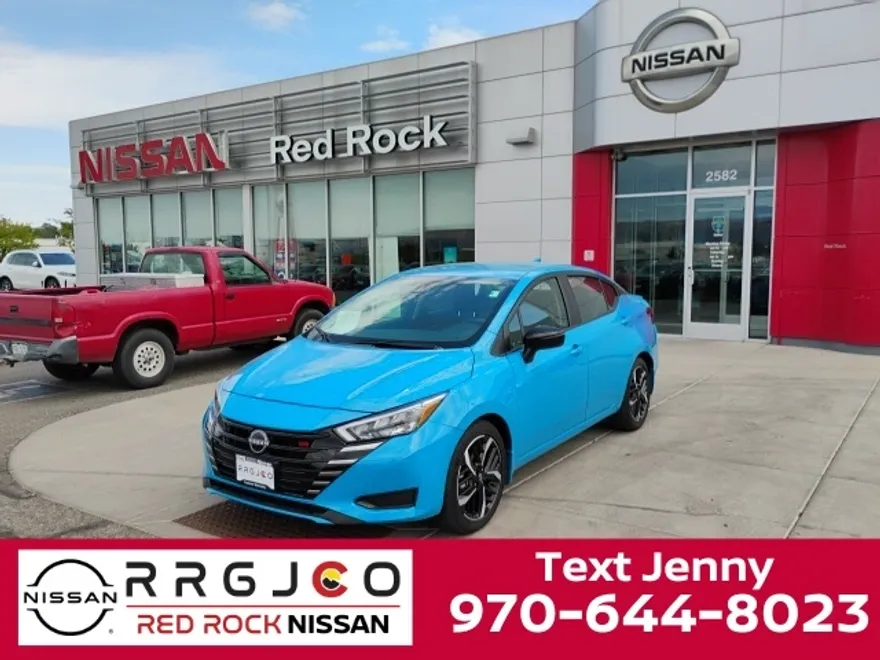 2025 Nissan Versa 1.6 SR photo 1