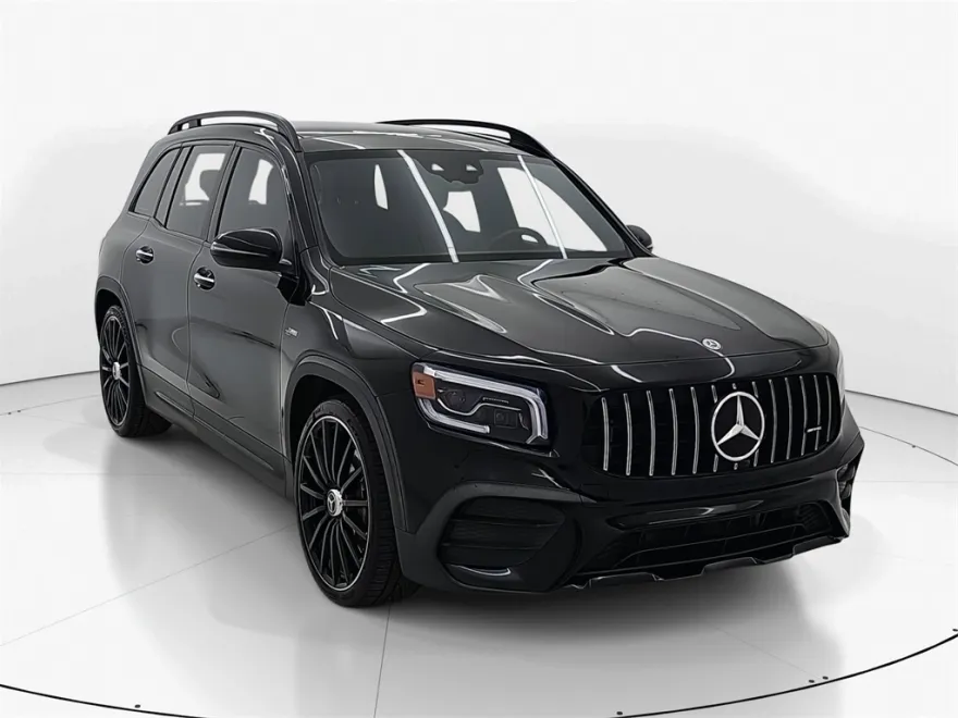 2023 Mercedes Benz GLB 35 AMG 4MATIC photo 1