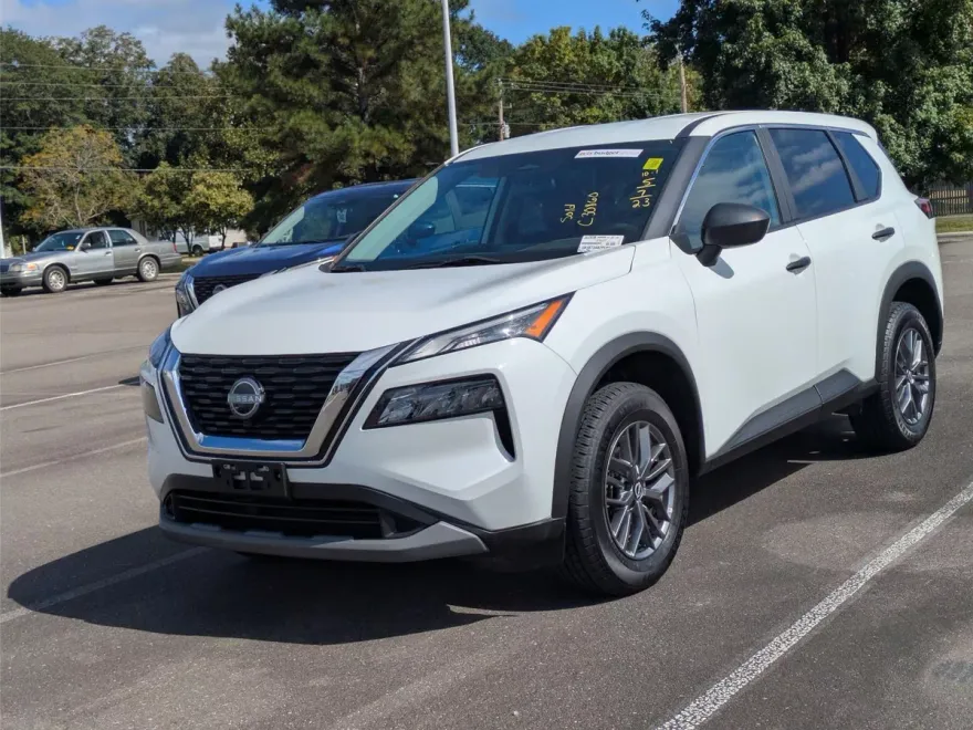 2023 Nissan Rogue S photo 1