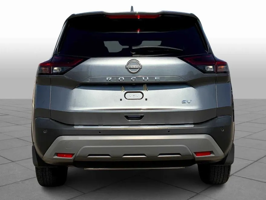 2023 Nissan Rogue SV photo 1