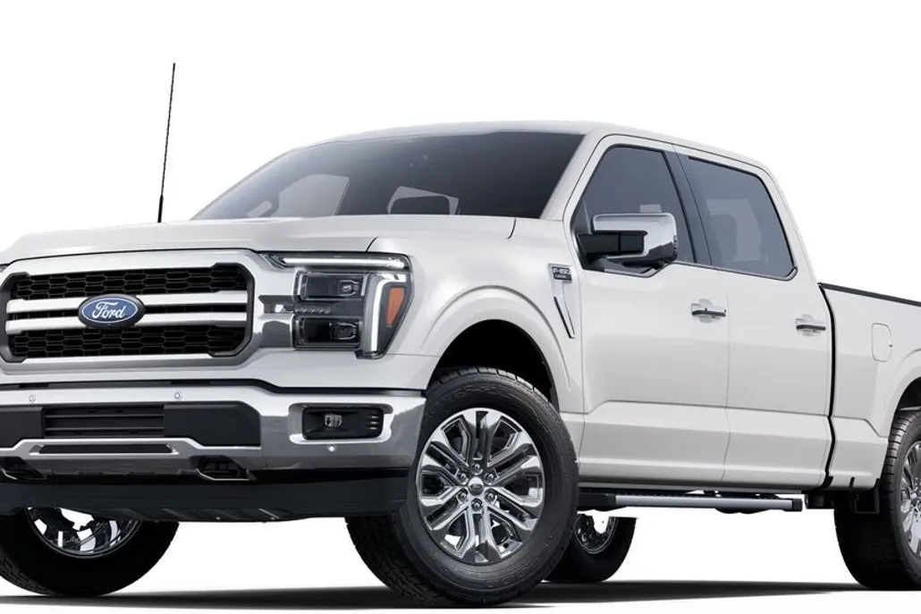 2025 Ford F-150 Lariat photo 1