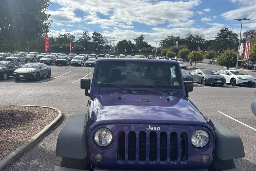 2017 Jeep Wrangler Sport photo 1