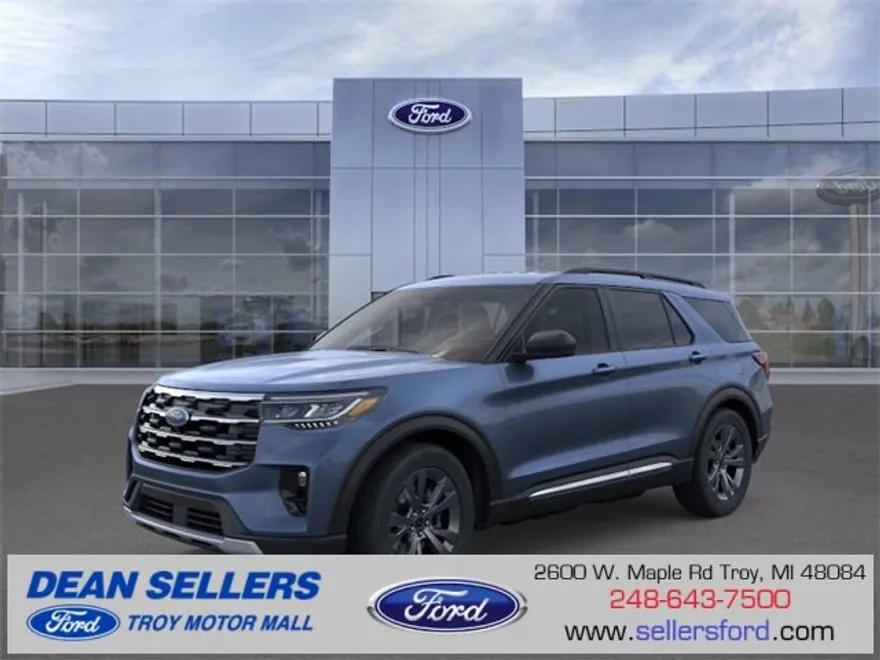 2025 Ford Explorer photo 1