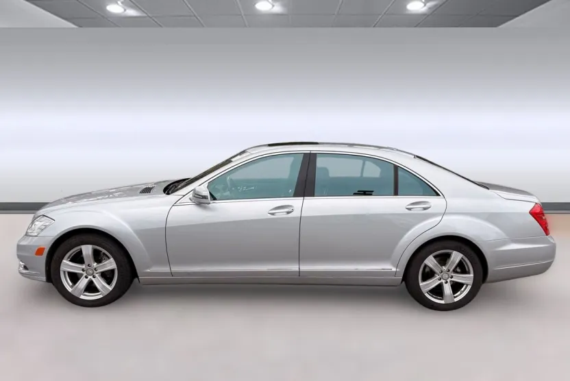 2011 Mercedes Benz S 550 photo 1