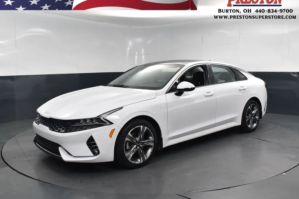 2023 Kia K5 EX photo 1