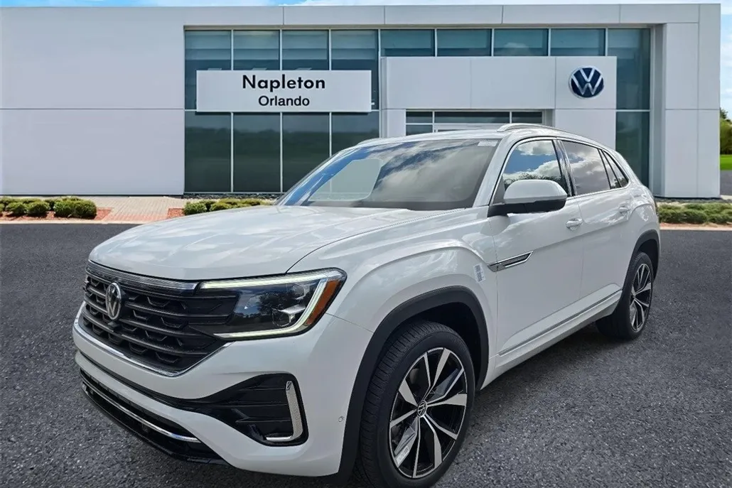 2025 Volkswagen Atlas Cross Sport SEL Premium R-Line photo 1