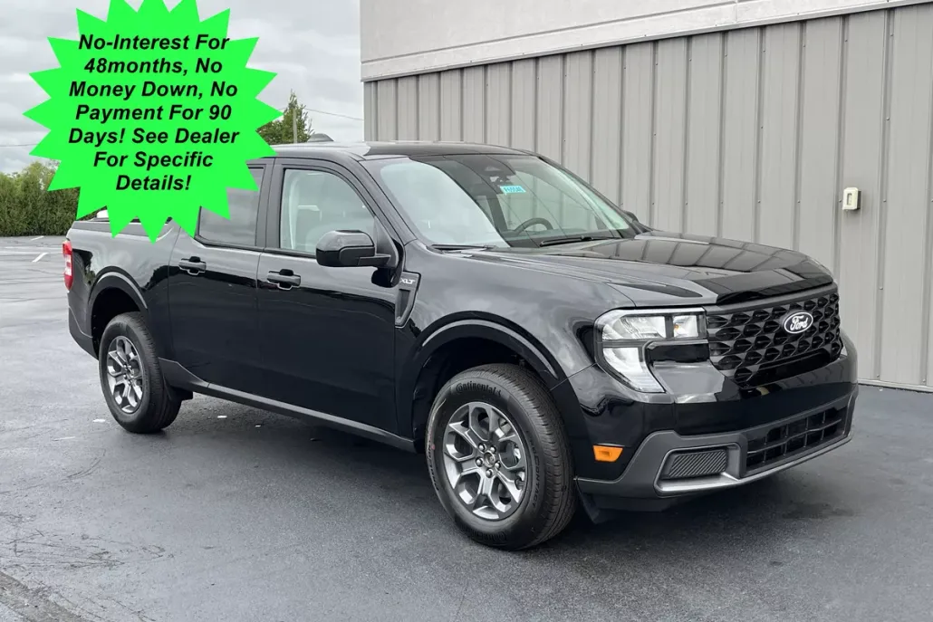 2025 Ford Maverick XLT photo 1