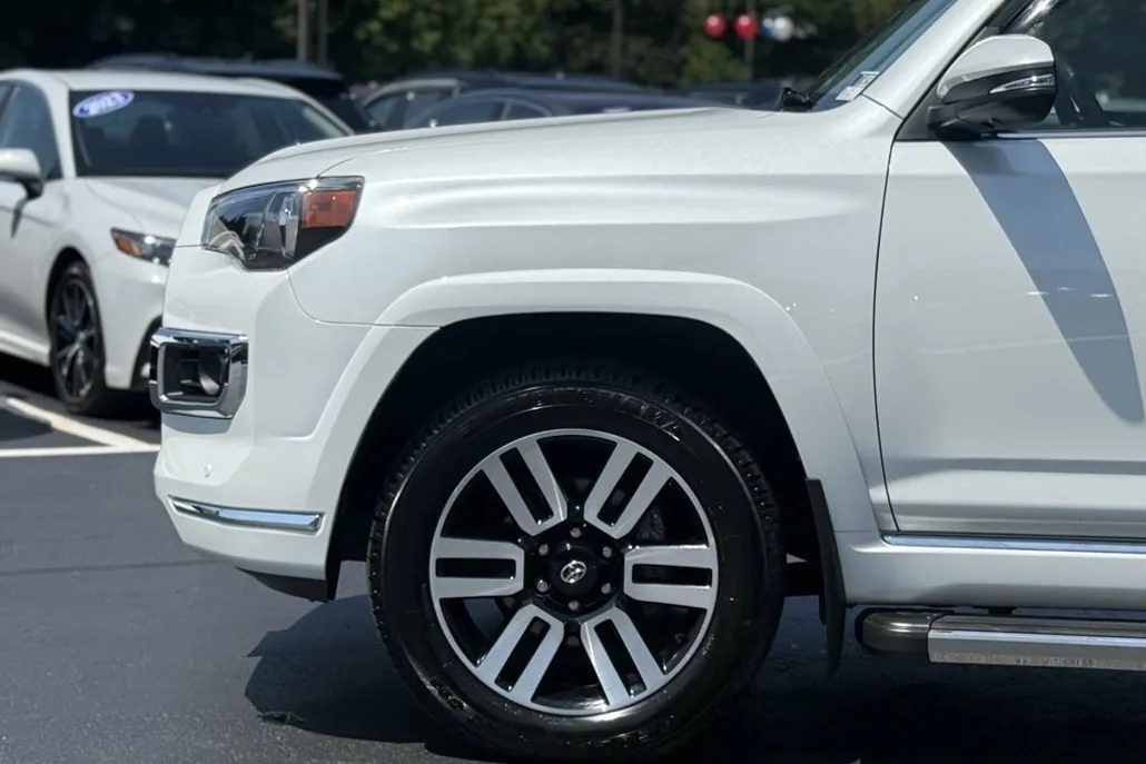 2024 Toyota 4Runner Limited photo 1