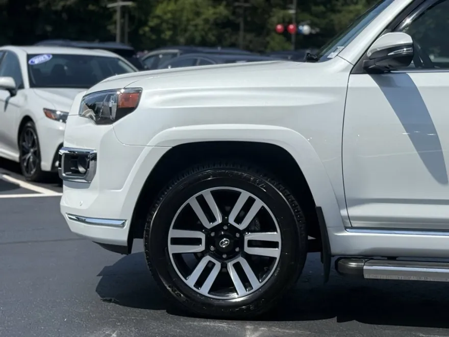 2024 Toyota 4Runner Limited photo 1