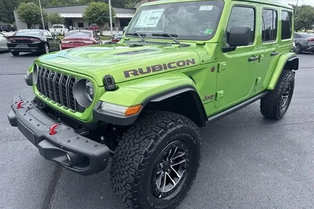 2025 Jeep Wrangler Recon photo 1