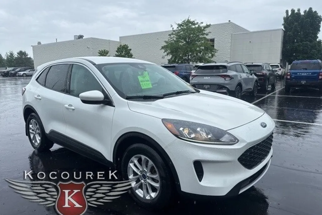 2020 Ford Escape SE photo 1