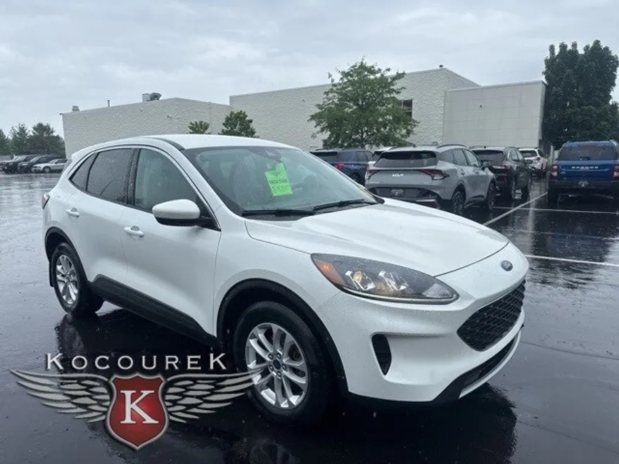 2020 Ford Escape SE photo 1