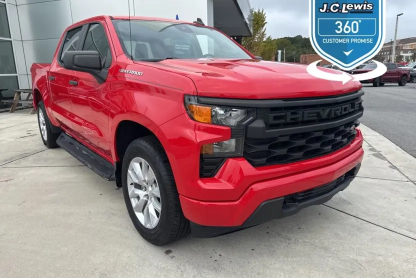 2022 Chevrolet Silverado 1500 Custom photo 1