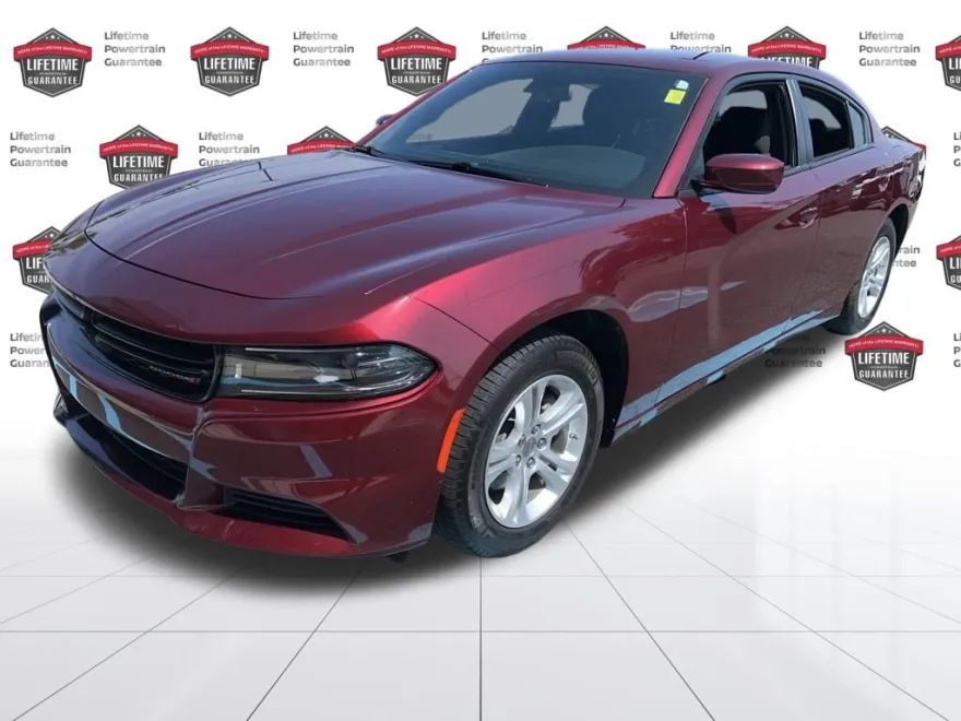 2022 Dodge Challenger R/T Plus photo 1