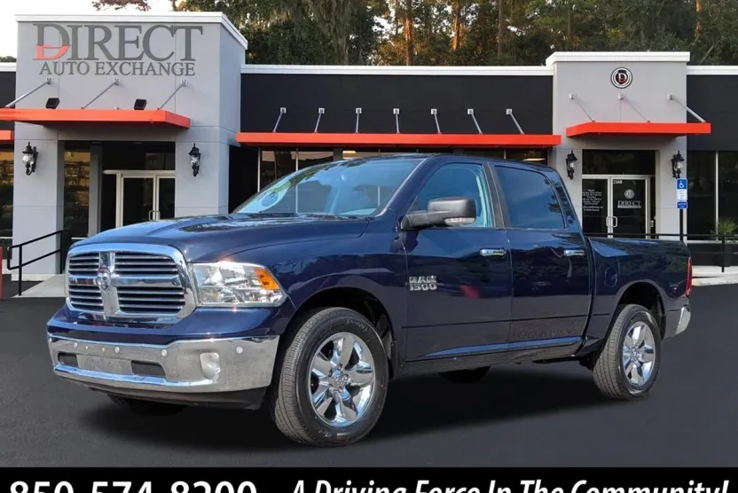 2017 Ram 1500 SLT photo 1