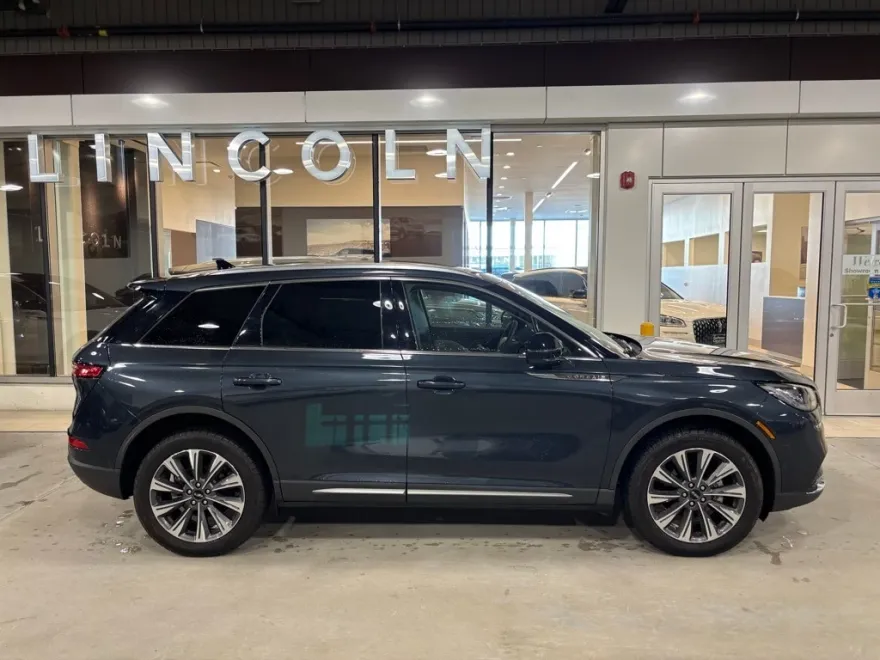 2022 Lincoln Corsair Reserve photo 1